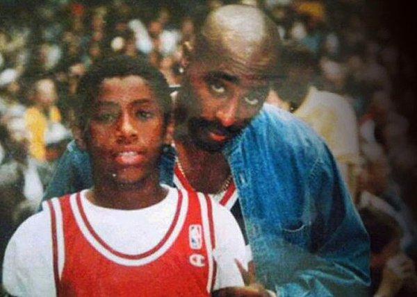 12. Tupac, yayın şirketi Ghetto Gospel Müzik'in adını 11 yaşındaki Joshua Torres ile tanıştıktan sonra değişmiş.