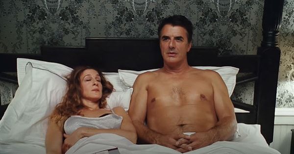 9. Фильм «Секс в большом городе»… и сериал. Биг покидает Кэрри снова и снова на протяжении многих лет. Это учит тому, что если вы продолжите свои токсичные отношения, мужчина может, наконец, измениться… даже через 10 лет!