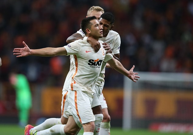 Galatasaray 1-0 geriye düştüğü maçı 2-1 kazandı.