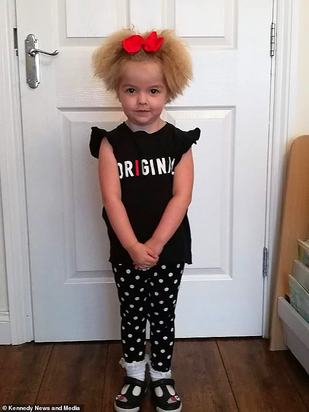 У 6-летней девочки тот же синдром, что у Эйнштейна, из-за чего ее волосы невозможно расчесать
