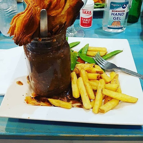 17. Пирог со стейком в банке…