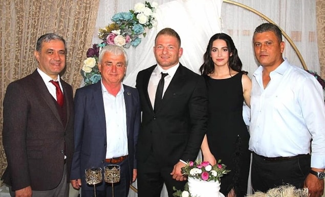 Nişanlısıyla olan tüm fotoğrafları silen Balaban, ilişkisine de son noktayı koymuştu.