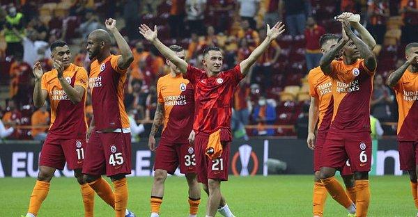 Galatasaray, Marsilya ile tarihinde ilk kez bir resmi maçta karşı karşıya geldi.