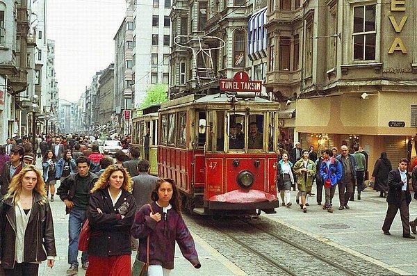 12. İstiklal Caddesi, İstanbul, 1993.