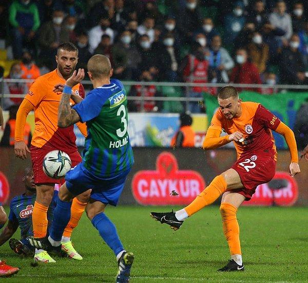 Cimbom tam 5 golün atıldığı, 1 penaltının kaçtığı ve 1 kırmızı kartın çıktığı maçta Karadeniz ekibini 3-2 mağlup etmeyi başardı.
