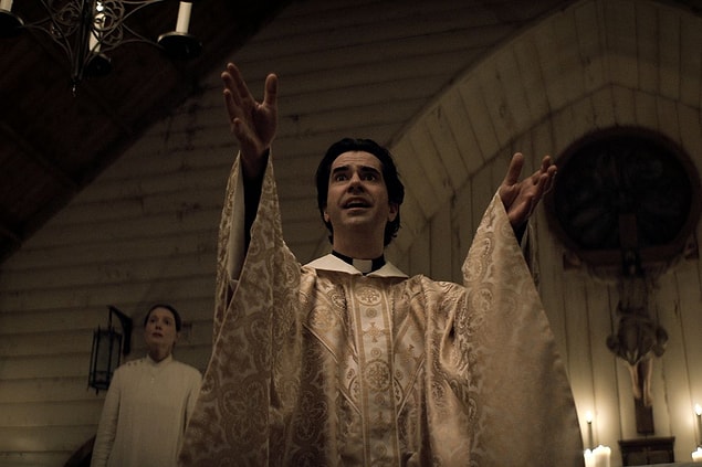 13 - Gece Yarısı Ayini / Midnight Mass