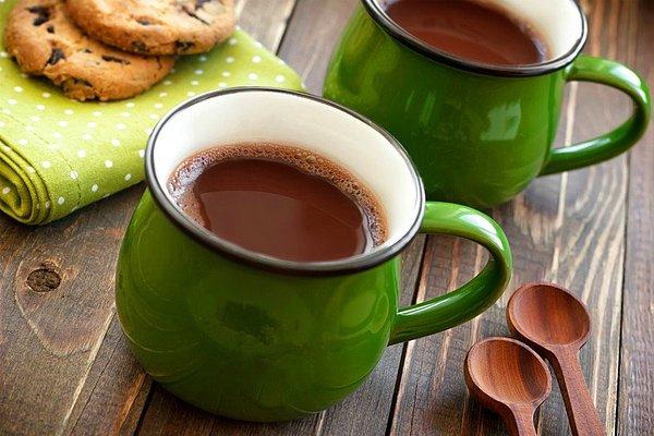 8. Şekersiz Sıcak Çikolata Tarifi (1-2 Kişilik)