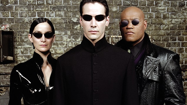 8. "Matrix" ve güneş gözlüğü modasına yaptığı etkiyi bilmeyen yoktur.