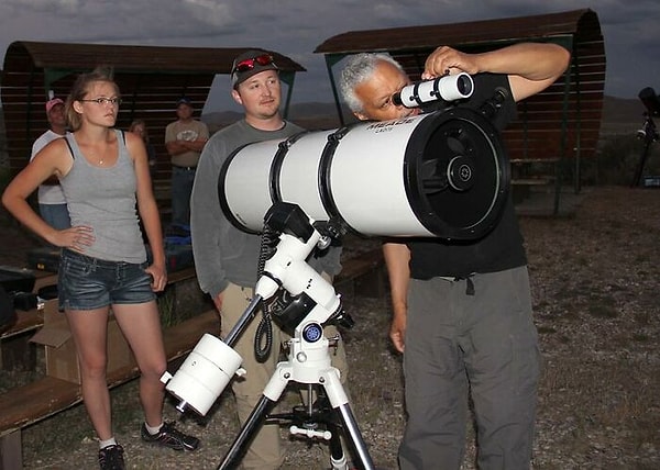 12. Наблюдаю за звездами