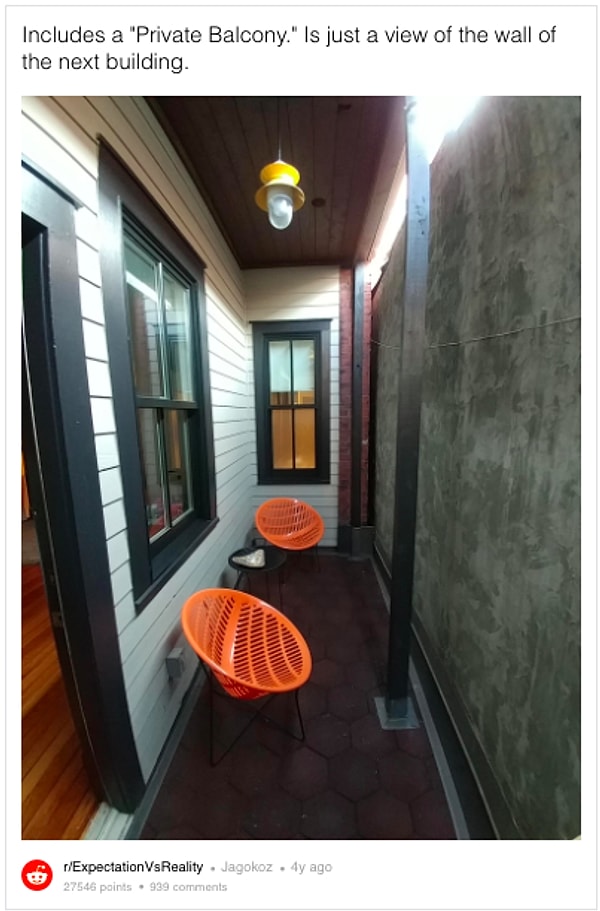 3. Под "собственным балконом" в объявлении имелось в виду вот это место с видом на стену соседнего здания: