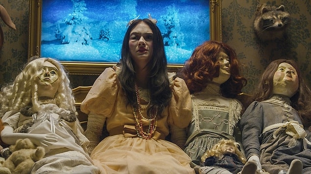 1. Hayaletler Diyarında Bir Olay / Incident in a Ghost Land (2018)
