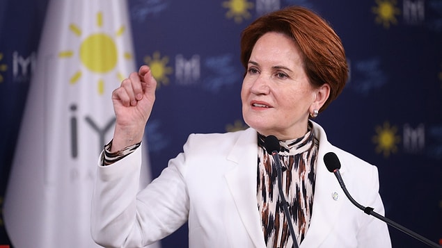 3. Meral Akşener: %43.5 beğeniyorum, %45.2 beğenmiyorum.