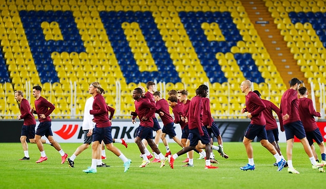 Gruptaki ilk 2 maçında sırasıyla Olympiakos'a 2-1, Eintracht Frankfurt'a ise 1-0 mağlup olan dördüncü ve son sıradaki Royal Antwerp ise henüz puan elde edemedi.