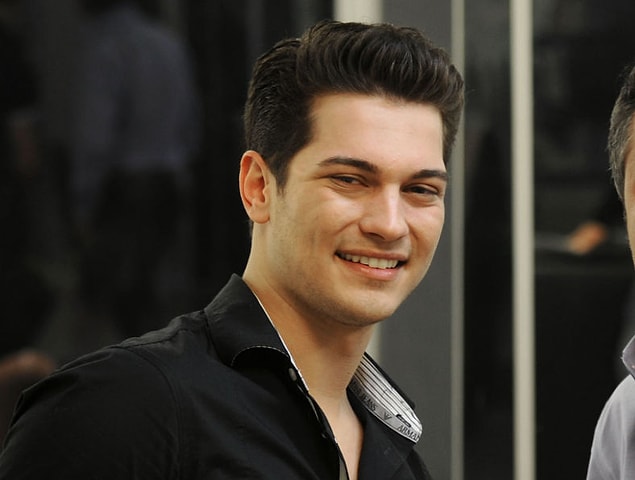 Yarışmada birinci olmasının ardından 2011 yılında da Best Model yarışmasında ülkemizi temsil etmişti.