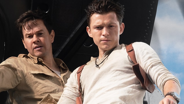 Tom Holland ve Mark Wahlberg'ün başrol oynadığı film, 18 Şubat 2022'de yayınlanacak.