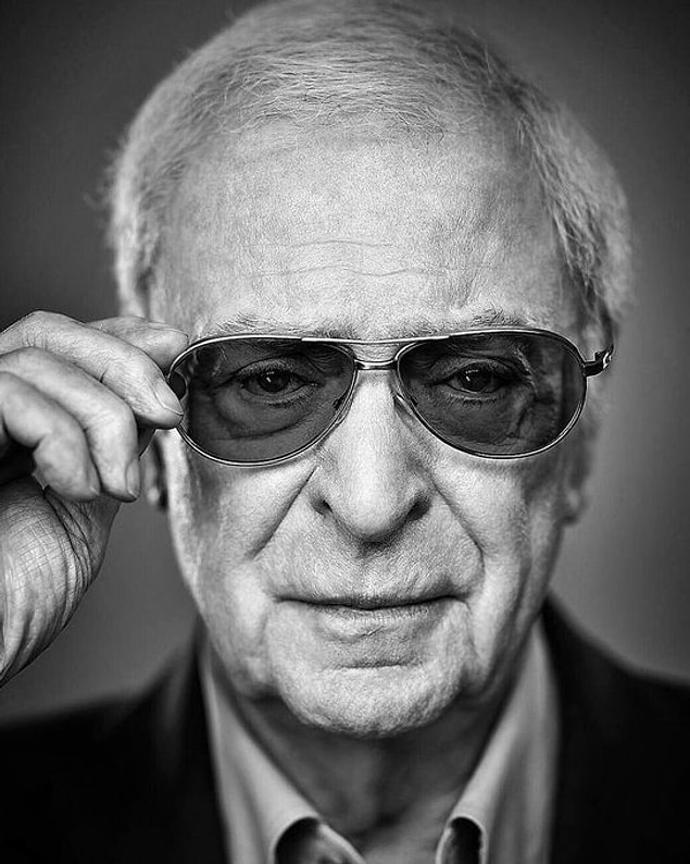 2. Michael Caine, emekli olduğunu ve artık filmlerde yer almayacağını açıkladı.