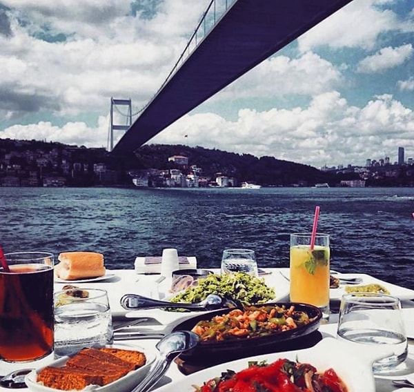 18. Beykoz’da manzaralı balık restoranı Uskumru…