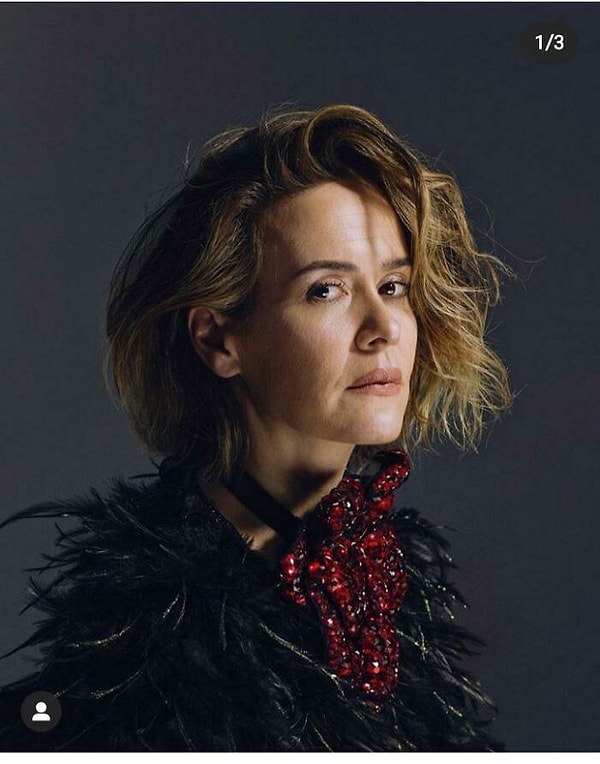 18. Приятно видеть, как знаменитости устраивают фотосессии с минимальными фильтрами, которые не размывают текстуру их кожи. Она выглядит на свой настоящий возраст!