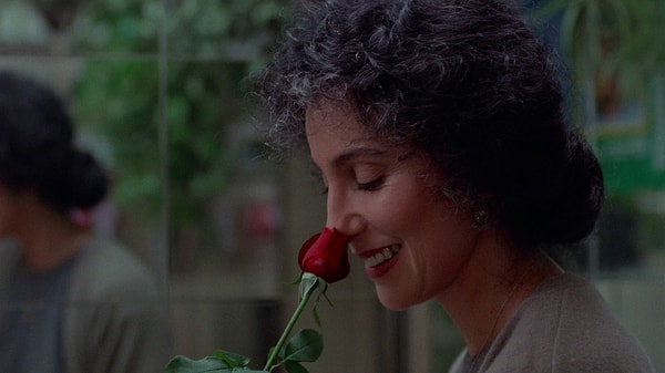 41. Moonstruck (1987)