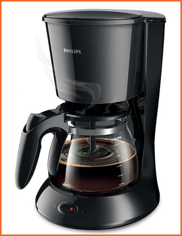 9. Çay değil de kahve içmeyi sevenleri de Philips Daily filtre kahve makinesi ile tanıştıralım.