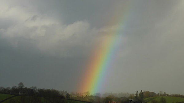13. Радужная долина на горе Эверест названа в честь радужных цветов одежды умерших там людей