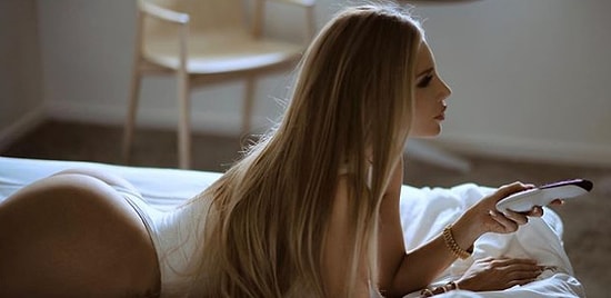 Amanda Lee'dan Cesur Pozlar: Instagram'ı Salladı! Takipçileri Beğeni Yağdırdı...