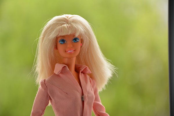 7. Barbie'nin tam ismi Barbara Millicent Roberts'dır.