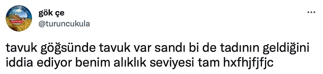 Paylaşımı yapan Twitter kullanıcısı ise tavuk göğsünde tavuk olmadığını iddia etti.