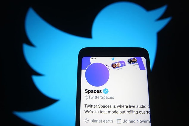 Canlı yayını kaçırma ya da sonra tekrar dinleme gibi durumlara karşı bu özelliğini duyuran Twitter, Spaces üzerinde epey yenilik yapıyor.