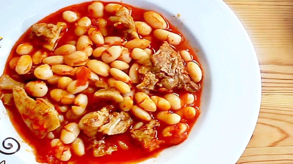 Etli Kuru Fasulye Nasıl Yapılır? Etli Kuru Fasulye Tarifi…