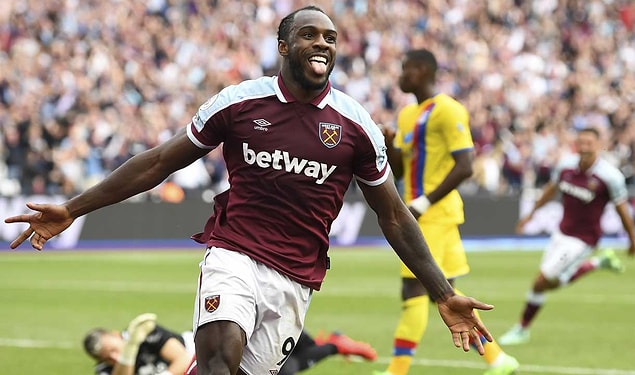 Ligde 6 gole imza atan Jamaikalı santrafor Michail Antonio ile 4 kez rakip ağları sarsan İspanyol orta saha oyuncusu Pablo Fornals, takımın hücum yönünden en etkili oyuncuları olarak gösteriliyor.