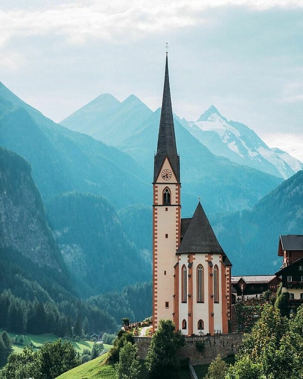 15. Паломническая церковь Святого Винсента Хайлигенблут-ам-Гросглокнер, Австрия. 1491 г.