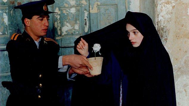 9. A Moment of Innocence (Nun va Goldoon - 1996)