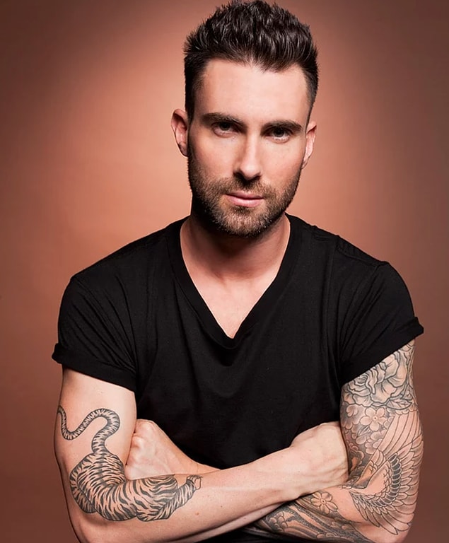 16. Adam Levine'in göbeğine yaptırdığı memleket dövmesi goygoycuların diline düştü!