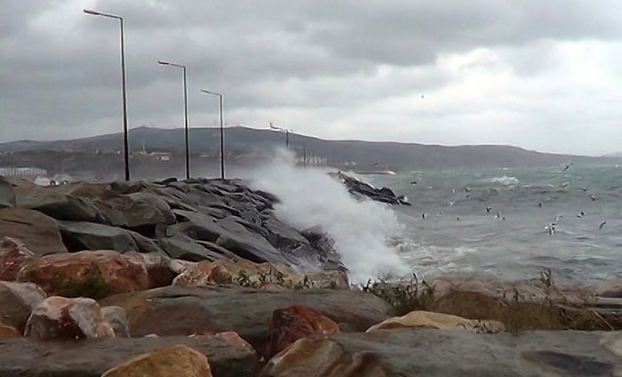 Yağmur Geri Geliyor: Meteoroloji'den Tüm Türkiye İçin Uyarı Geldi!