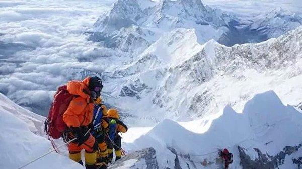 Everest Nasıl Oluşmuştur?
