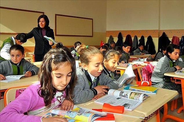Evde Eğitim Hizmeti Nedir? Kimler Yararlanabilir?