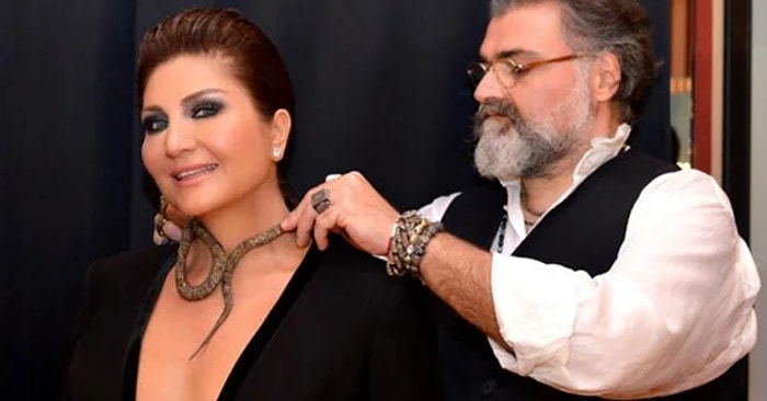 Sibel Can'ın Yılanlı Takısı Cep Yakıyor: Sibel Can Milyonluk Takılarıyla Sahnelerde!