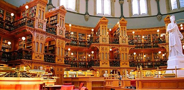 1. Parlamento Kütüphanesi (Ottawa, Kanada)