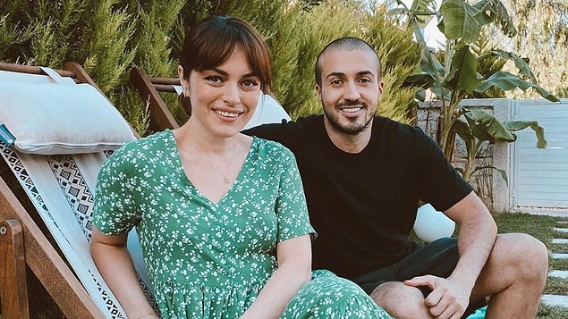 Mola, bu haber üzerine sevgilisi Mustafa Aksakallı'nın da çok panik olduğunu ifade etti.