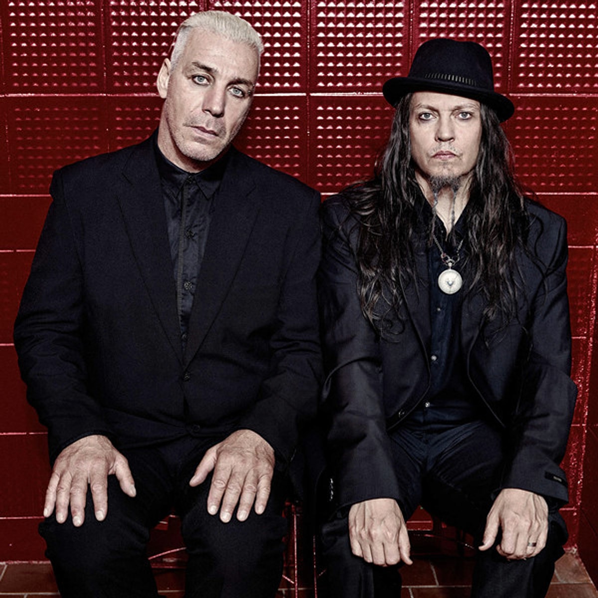 Солист рамштайн. Солист рамштайн. Rammstein тилль линдеманн. Рамштайн тилль линдеманн. Lindemann entre.