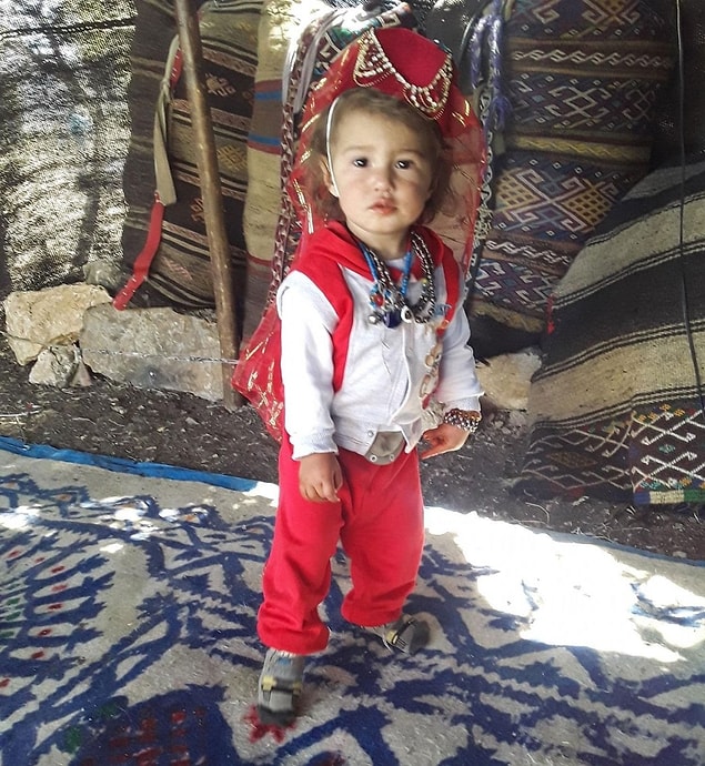 Boğazımız düğüm düğüm... Seni bu dünyadan ayıranların, sana zarar verenlerin en kısa zamanda cezasını çekmesini umuyoruz güzel yavrumuz.