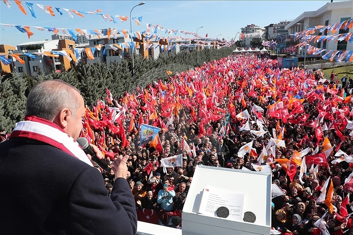 Eğitim-Sen Yetkilisi: 'Okullarda Çalışan Personeller Zorla Erdoğan'ın Mitingine Götürülecek'