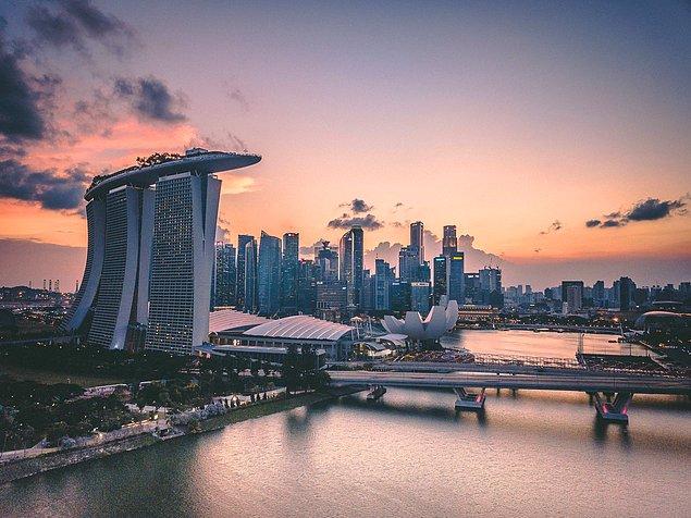 7. Singapur