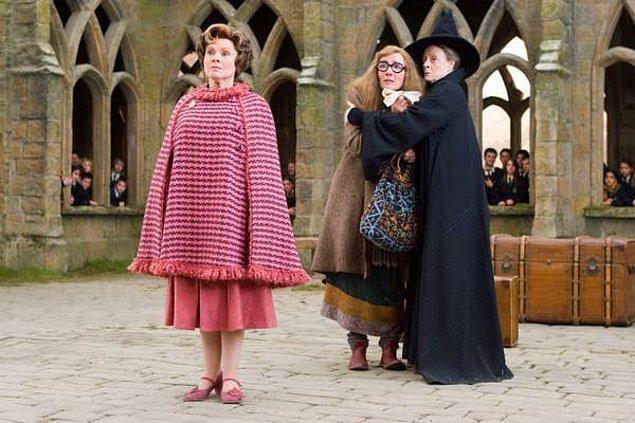 49. 'Harry Potter ve Zümrüdüanka Yoldaşlığı'nda Dolores Umbridge'i canlandıran Imelda Staunton