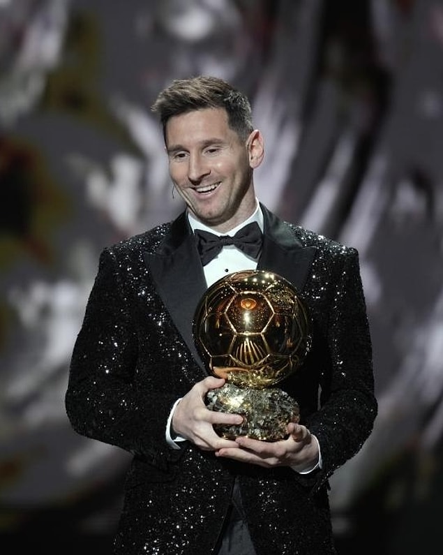 2009, 2010, 2011, 2012, 2015 ve 2019 yıllarında da ödülü alan Messi, 7. defa "Altın Top"un sahibi olarak kendisine ait rekoru geliştirdi.