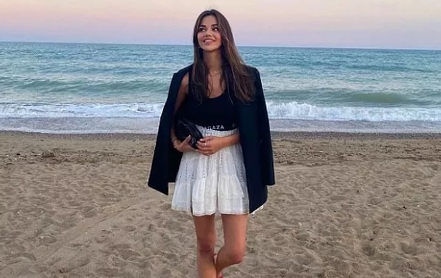 Selin Yağcıoğlu ve Berk Atan Instagram'dan Birbirlerini Takipten Çıktılar...