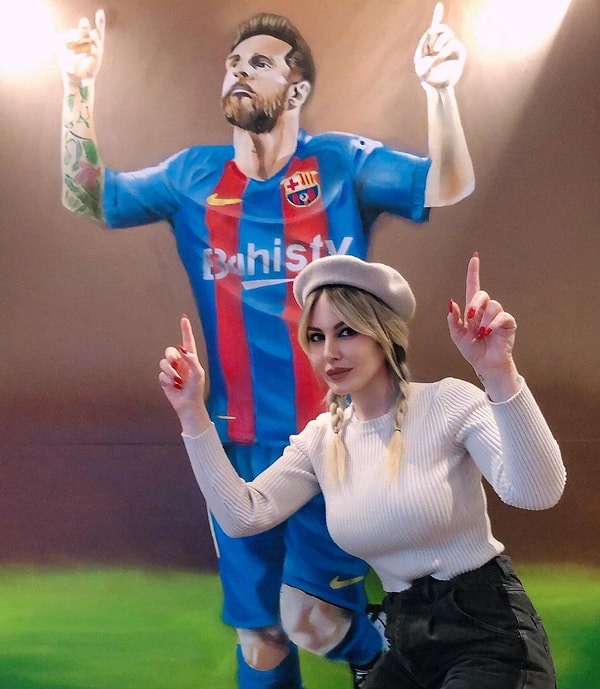 "Satılmış balon ödülü. Eyyamcılar, Lewa dururken orada, 2020'de yediniz adamı. Dibine kadar hakkıydı. Messi'yi Fransa'ya getirmişken ödülü verdiler...