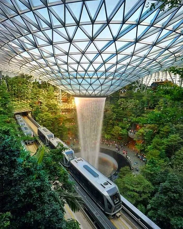 Аэропорт Джуэл Чанги, Сингапур