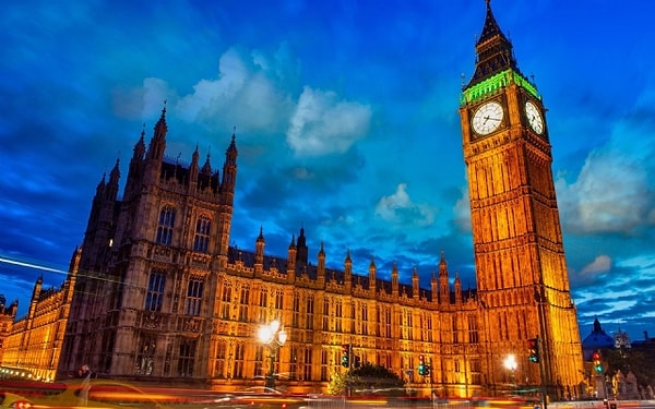 4. Big Ben Saat Kulesi, İngiltere